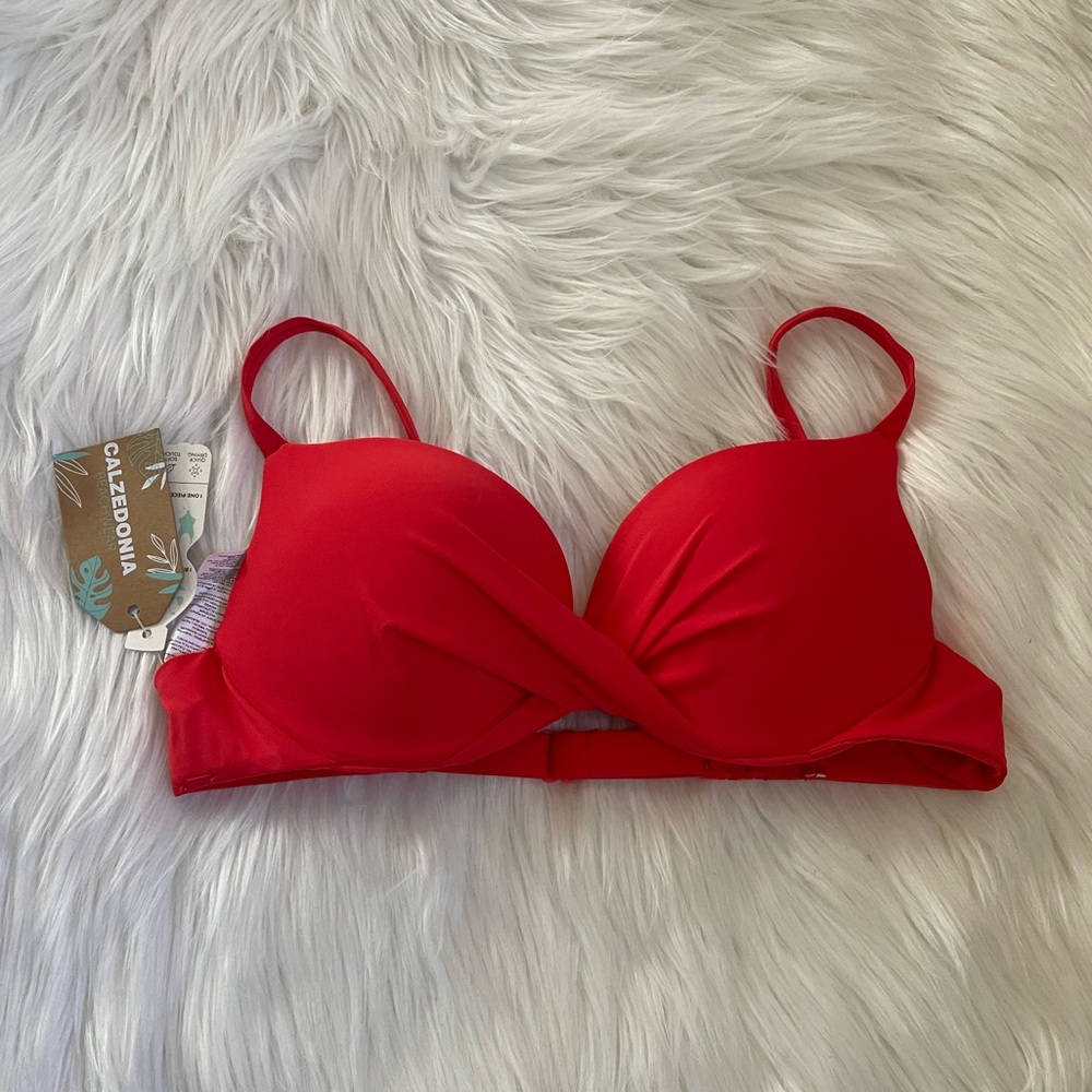 Gorgeous red Calzedonia push up bikini top
